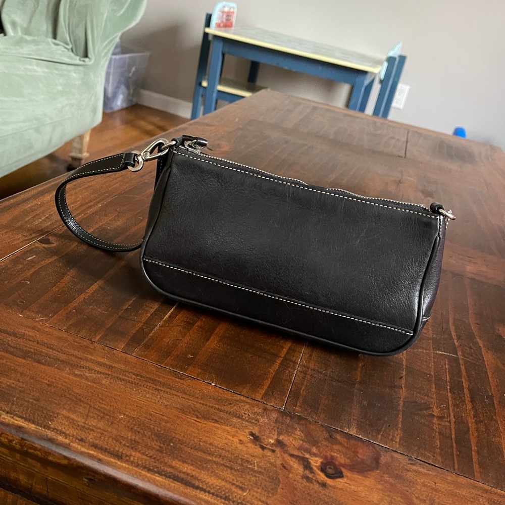 Minimalist Vintage C0ACH Bagette Satchel Black Leather Hampton Purse 7785